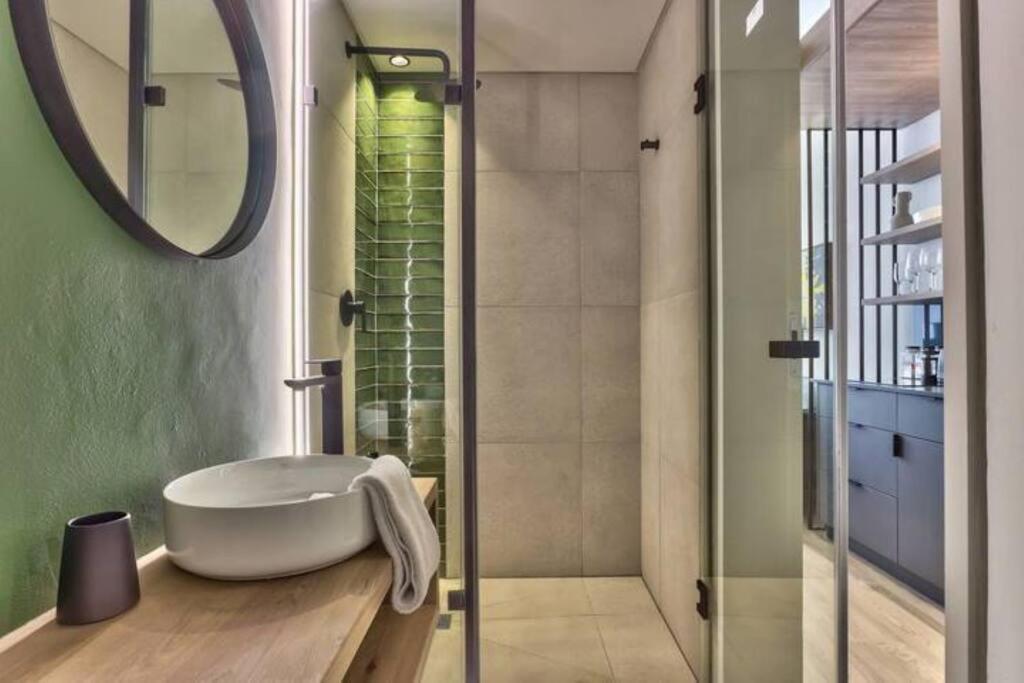 Apartment Luxury Urban Living At The Harri